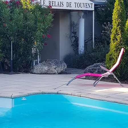 Ξενοδοχείο Lerelaisdetouvent 3*