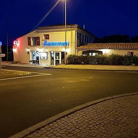 Lerelaisdetouvent Hotel Boutenac-Touvent